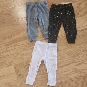 Gerber three Pairs of Leggings 12 months Gray, Pink, Black With Glitter Heart